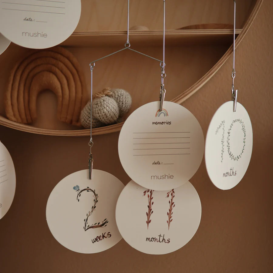 Kalendar moshe për bebe – Mushie