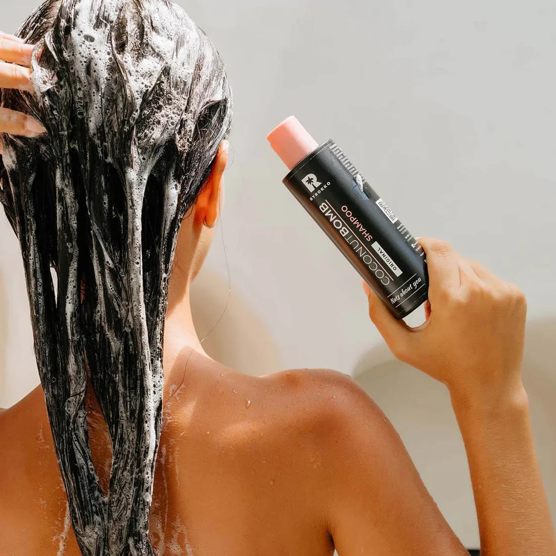 Byrokko Coconut Bomb Shampoo